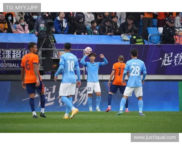 深圳新鹏城首战失利姜至鹏染红